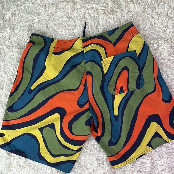 Zara Men Bathing Suit. Runs one small, I should fit a size 34 - Picture 3 of 7